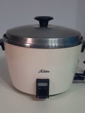 Vintage Japan Toshiba Rice Cooker 4 Cup White RC-4BA Electric Steam Cooker